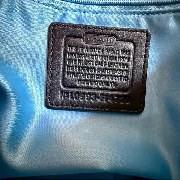 Coach Vintage Black Patent Leather Habdbag - Picture 7 of 16